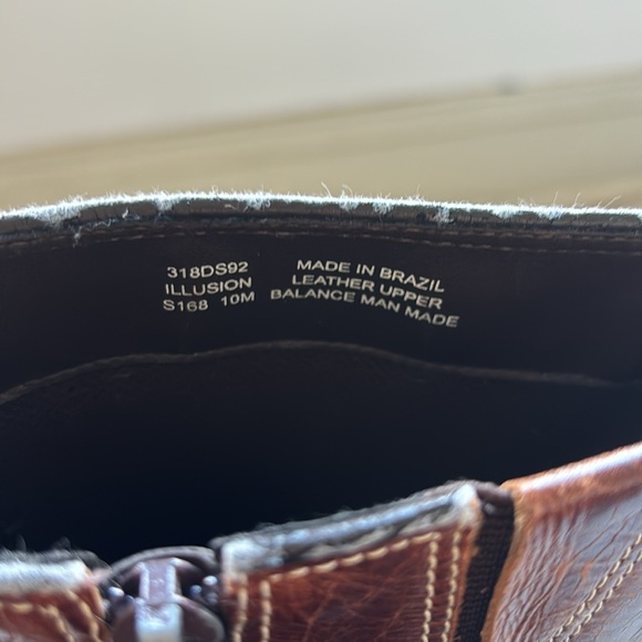 Dr. Scholl’s Illusion Boot - Picture 10 of 10